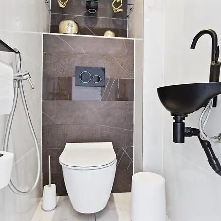 Duplex Les Pins 89m2 Et Terrasse 30m2