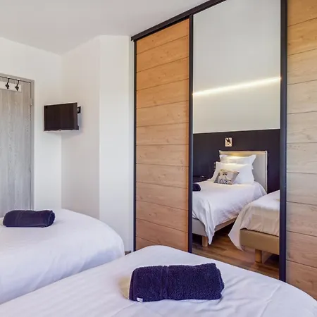 Duplex Les Pins 89m2 Et Terrasse 30m2 * Antibes