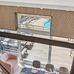 Duplex Les Pins 89m2 Et Terrasse 30m2 * アンティーブ