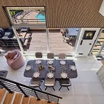 Duplex Les Pins 89m2 Et Terrasse 30m2 アパート アンティーブ