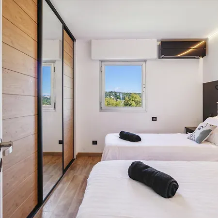 Duplex Les Pins 89m2 Et Terrasse 30m2