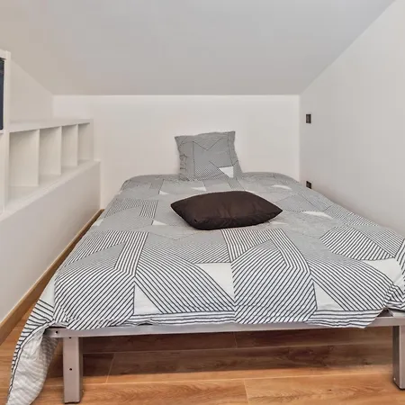 Duplex Les Pins 89m2 Et Terrasse 30m2 Apartman
