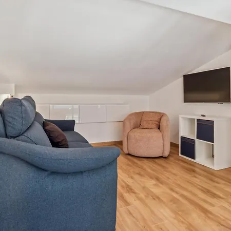 Duplex Les Pins 89m2 Et Terrasse 30m2 앙티브