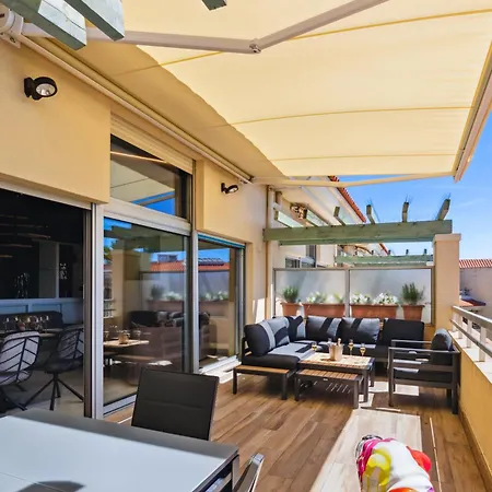 Duplex Les Pins 89m2 Et Terrasse 30m2 아파트 *