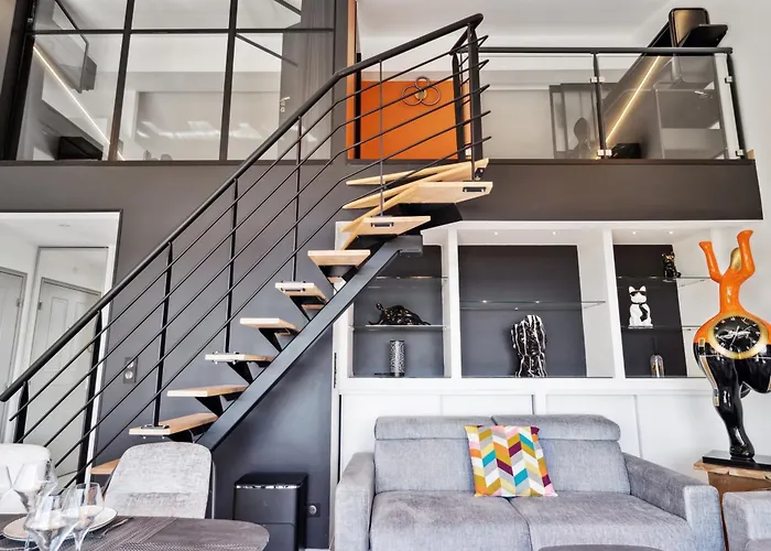 Duplex Les Pins 89m2 Et Terrasse 30m2 Daire Antibes