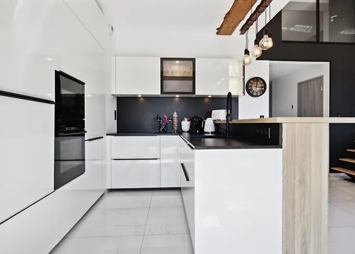 Appartamento Duplex Les Pins 89m2 Et Terrasse 30m2 Antibes