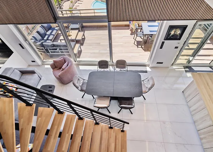 Duplex Les Pins 89m2 Et Terrasse 30m2