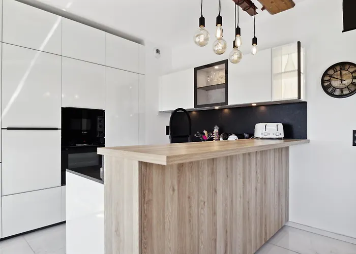 Duplex Les Pins 89m2 Et Terrasse 30m2 Daire