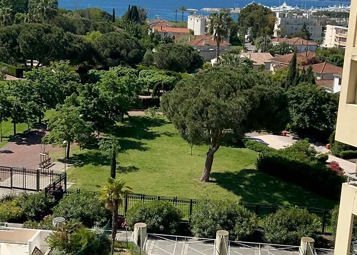 Duplex Les Pins 89m2 Et Terrasse 30m2 Appartamento *